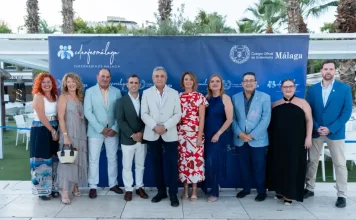 Más de 550 personas celebran la gran noche de la Enfermería malagueña Más de 550 personas celebran la gran noche de la Enfermería malagueña
