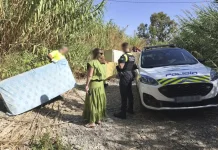 La Policía Local desaloja cerca de una veintena de inmuebles ocupados y asentamientos ilegales en el municipio de Torrox durante el verano La Policía Local desaloja cerca de una veintena de inmuebles ocupados y asentamientos ilegales en el municipio de Torrox durante el verano