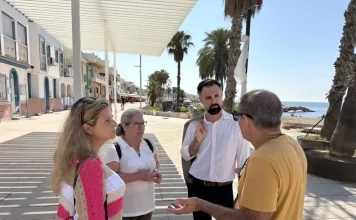 Ruiz Araujo sobre las obras del paseo de Pedregalejo: “Es vergonzoso con 850.000 euros de sobrecoste, meses de retraso y un aspecto ya deteriorado” Ruiz Araujo sobre las obras del paseo de Pedregalejo: “Es vergonzoso con 850.000 euros de sobrecoste, meses de retraso y un aspecto ya deteriorado”