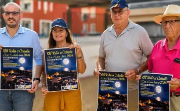 Mijas recorrerá sus caminos a caballo bajo la luna llena en una ruta nocturna de tres horas Mijas recorrerá sus caminos a caballo bajo la luna llena en una ruta nocturna de tres horas