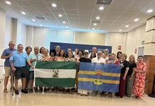 El Alcalde de Alhaurín de la Torre recibe a un grupo de vecinos de Zapata que realizará nuevamente el Camino de Santiago El Alcalde de Alhaurín de la Torre recibe a un grupo de vecinos de Zapata que realizará nuevamente el Camino de Santiago