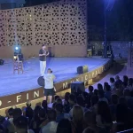 Juan Amodeo vuelve a conquistar El Portón con un auditorio lleno y su espectáculo ‘013. Origen’ Juan Amodeo vuelve a conquistar El Portón con un auditorio lleno y su espectáculo '013. Origen'