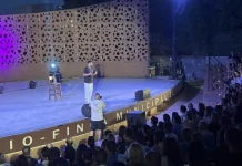 Juan Amodeo vuelve a conquistar El Portón con un auditorio lleno y su espectáculo ‘013. Origen’ Juan Amodeo vuelve a conquistar El Portón con un auditorio lleno y su espectáculo '013. Origen'