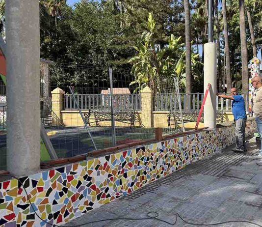 El Parque de Los Patos de Alhaurín de la Torre completa su nuevo muro perimetral El Parque de Los Patos de Alhaurín de la Torre completa su nuevo muro perimetral