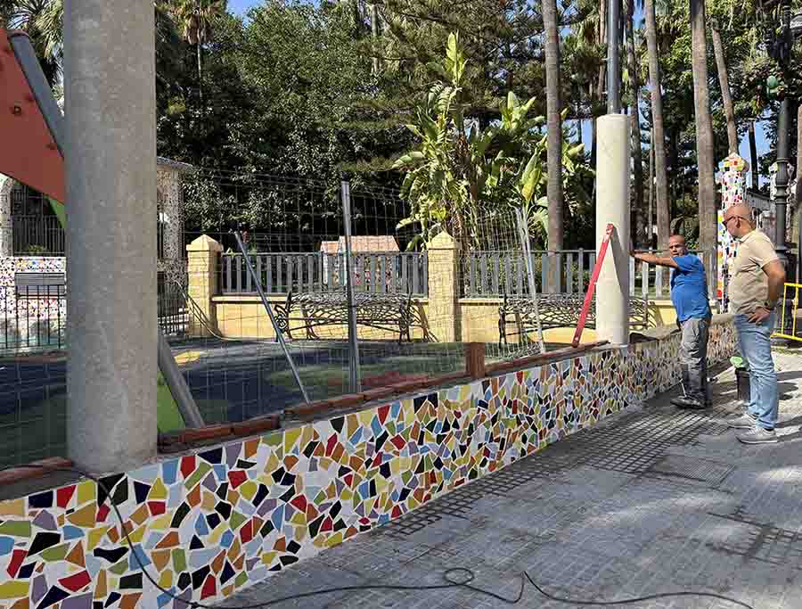 El Parque de Los Patos de Alhaurín de la Torre completa su nuevo muro perimetral