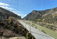 El nuevo puente colgante permite recorrer el último tramo del Caminito del Rey con hasta 11,4 grados menos de calor El nuevo puente colgante permite recorrer el último tramo del Caminito del Rey con hasta 11,4 grados menos de calor