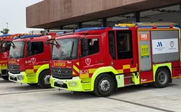 La Diputación licita por dos millones de euros una autoescala de 32 metros y dos camiones todoterreno para el Consorcio Provincial de Bomberos La Diputación licita por dos millones de euros una autoescala de 32 metros y dos camiones todoterreno para el Consorcio Provincial de Bomberos