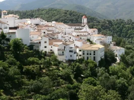 La Diputación financia con 372.000 euros el acondicionamiento de una parcela para crear nuevas plazas de aparcamiento en Genalguacil
