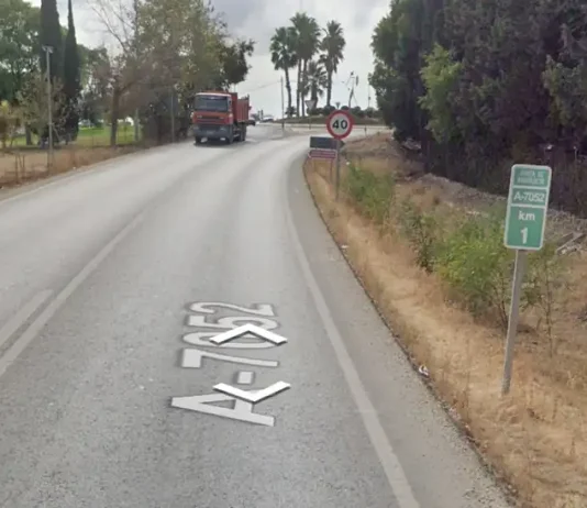 Dos muertos en un grave accidente entre un turismo y un camión en Alhaurín de la Torre Dos muertos en un grave accidente entre un turismo y un camión en Alhaurín de la Torre