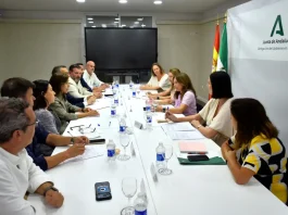 La Junta crea una comisión para el seguimiento y control de la calidad de las aguas de las playas del litoral de Málaga La Junta crea una comisión para el seguimiento y control de la calidad de las aguas de las playas del litoral de Málaga