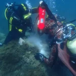 La Junta instala 25 fondeos ecológicos para el amarre de barcos de buceo en Granada y Málaga La Junta instala 25 fondeos ecológicos para el amarre de barcos de buceo en Granada y Málaga