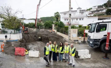 Obras en la carretera MA-3113 para evitar inundaciones en Triana Obras en la carretera MA-3113 para evitar inundaciones en Triana