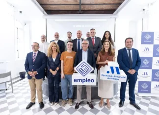 Programa Primera Oportunidad 2026: ayudas para contratar a 100 jóvenes en Málaga El Programa Primera Oportunidad 2026 abre una nueva convocatoria en la provincia de Málaga con 1,7 millones de euros destinados a facilitar la contratación de un centenar de jóvenes con titulación universitaria o de Formación Profesional.