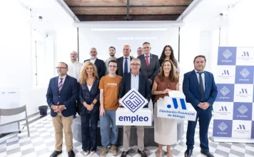 Programa Primera Oportunidad 2026: ayudas para contratar a 100 jóvenes en Málaga El Programa Primera Oportunidad 2026 abre una nueva convocatoria en la provincia de Málaga con 1,7 millones de euros destinados a facilitar la contratación de un centenar de jóvenes con titulación universitaria o de Formación Profesional.