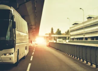 El Aeropuerto de Málaga estrenará en noviembre un nuevo sistema para agilizar el tráfico de autobuses El Aeropuerto de Málaga estrenará en noviembre un nuevo sistema para agilizar el tráfico de autobuses