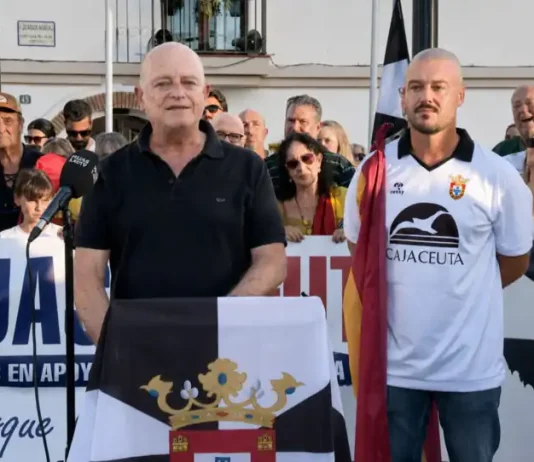 El PSOE, único ausente en las tres concentraciones por Ceuta celebradas en Mijas El PSOE, único ausente en las tres concentraciones por Ceuta celebradas en Mijas