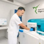 Andalucía impulsa pruebas más precisas y menos invasivas para el diagnóstico de alzhéimer Andalucía impulsa pruebas más precisas y menos invasivas para el diagnóstico de alzhéimer