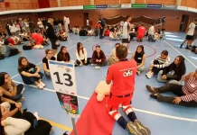 1.400 jóvenes malagueños se entrenan en reanimación en un nuevo Cardiomaratón del 061 1.400 jóvenes malagueños se entrenan en reanimación en un nuevo Cardiomaratón del 061