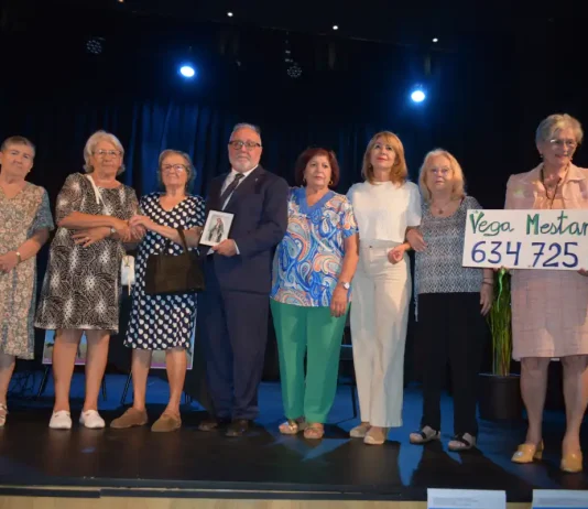 Alhaurín de la Torre reconoce a María del Carmen Mestanza por su compromiso con el mundo rural Alhaurín de la Torre reconoce a María del Carmen Mestanza por su compromiso con el mundo rural