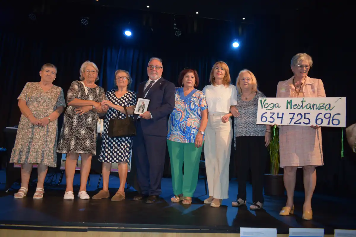Alhaurín de la Torre reconoce a María del Carmen Mestanza por su compromiso con el mundo rural