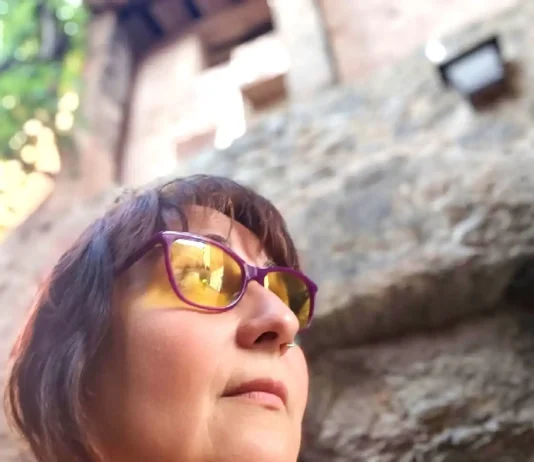 El Premio Sesmero distingue un estudio sobre mujeres y teatro en la Málaga del Siglo de Oro El Premio Sesmero distingue un estudio sobre mujeres y teatro en la Málaga del Siglo de Oro