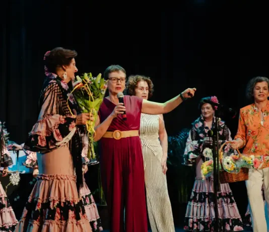 El III Encuentro Solidario de Castañuelas reúne a diversas agrupaciones a beneficio de Abrazo Amigo