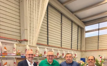 Cerca de 1.800 aves se dan cita en el II Concurso Ornitológico Ciudad de Cártama Cerca de 1.800 aves se dan cita en el II Concurso Ornitológico Ciudad de Cártama