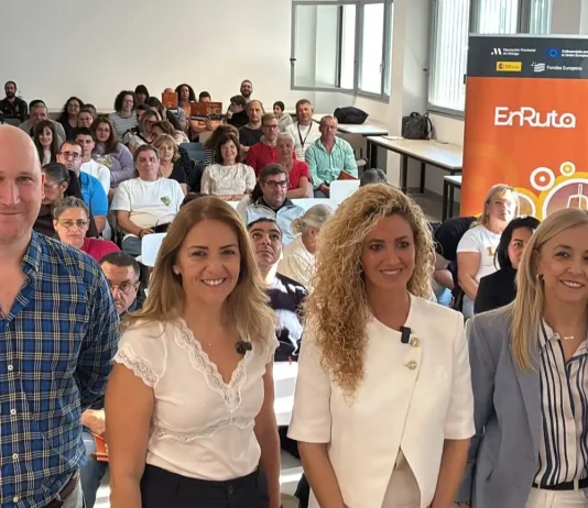 Más de 80 personas participan en una Jornada Comarcal de Activación para el Empleo organizada por la Diputación Más de 80 personas participan en una Jornada Comarcal de Activación para el Empleo organizada por la Diputación